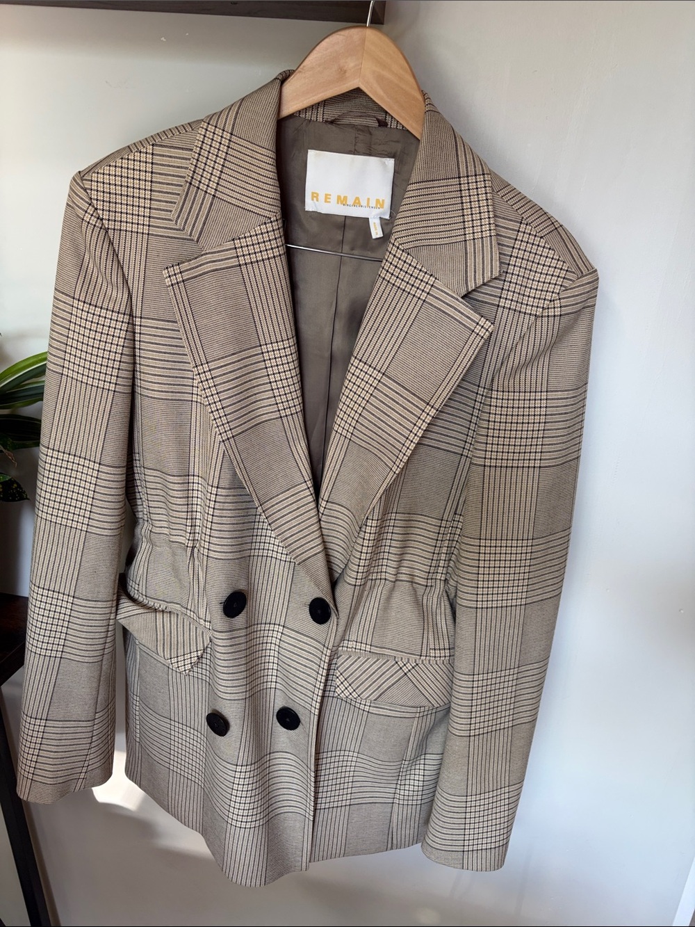REMAIN Birgitte Christensen Plaid Ruched Waist Blazer | Double Breasted | Beige